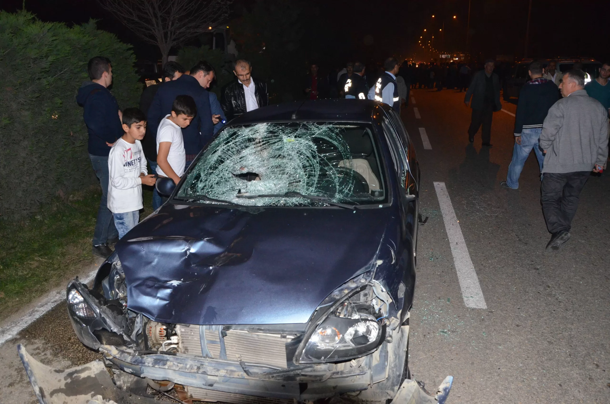 Bursa'da karşıdan karşıya geçmeye çalışırken öldü