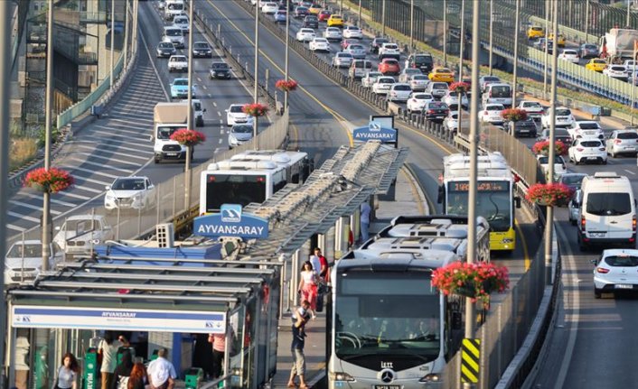 Cumhurbaşkanı Erdoğan imzaladı! Bayramda köprü, otoyol ve toplu ulaşım ücretsiz olacak