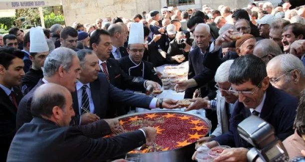 Bursa Ulucami'de aşure günü