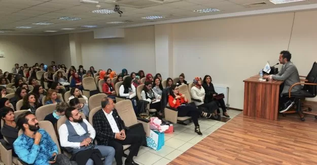 Erdemoğlu:"Avrupalı tasarımcılar Türkiye'yi takip ediyor"