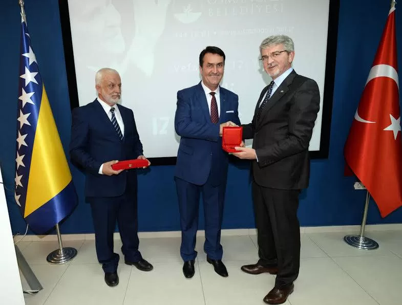 Bilge Kral Aliya İzetbegoviç ölüm yıldönümünde anıldı