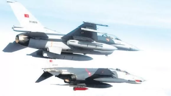 Türk F-16’ları 8 kez bombaladı