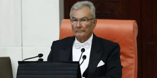 Meclis'i yine Deniz Baykal açacak