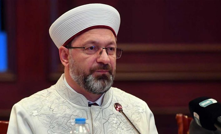 Diyanet İşleri Başkanı Erbaş: "İnancını kaybeden kimliğini de kaybeder"