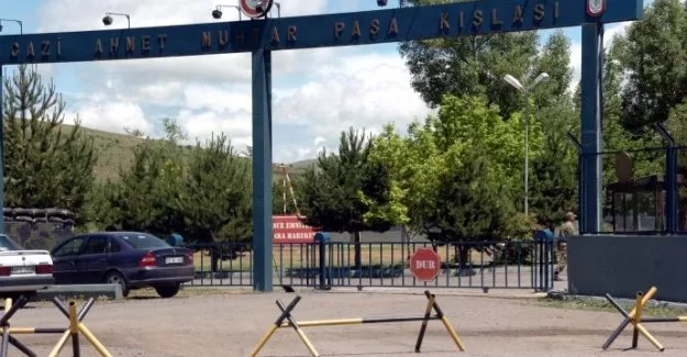 Askeri cezaevinde tecavüzden 3 askere ...