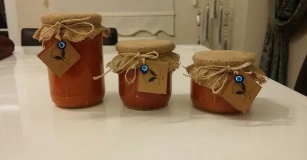 Köylü kadınların ürünleri market raflarında