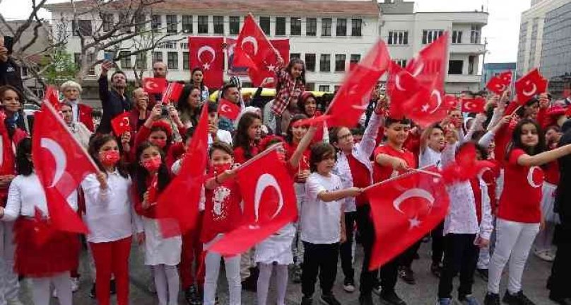 23 Nisan kutlamaları Bursa'da coşkuyla başladı