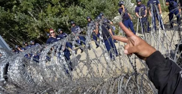 İsveç’ten sınıra kontrol