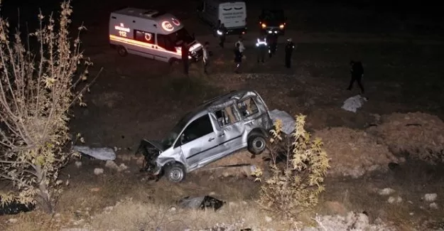 Hastaneden dönüyorlardı: 3 ölü, 2 yaralı