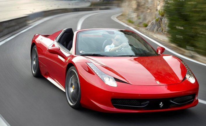 Ferrari, dünya genelinde 458 ve 488 model arabalarını geri çağırdı!