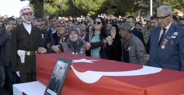 Trakya şehidini uğurladı!