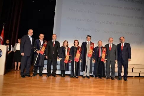 Rektör’den öğretmen adaylarına idealistlik çağrısı