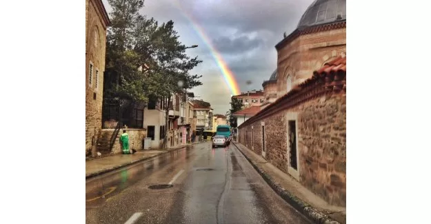 Gökkuşağı Bursa'yı büyüledi