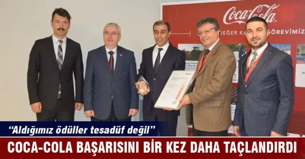 Coca-Cola başarısını bir kez daha taçlandırdı
