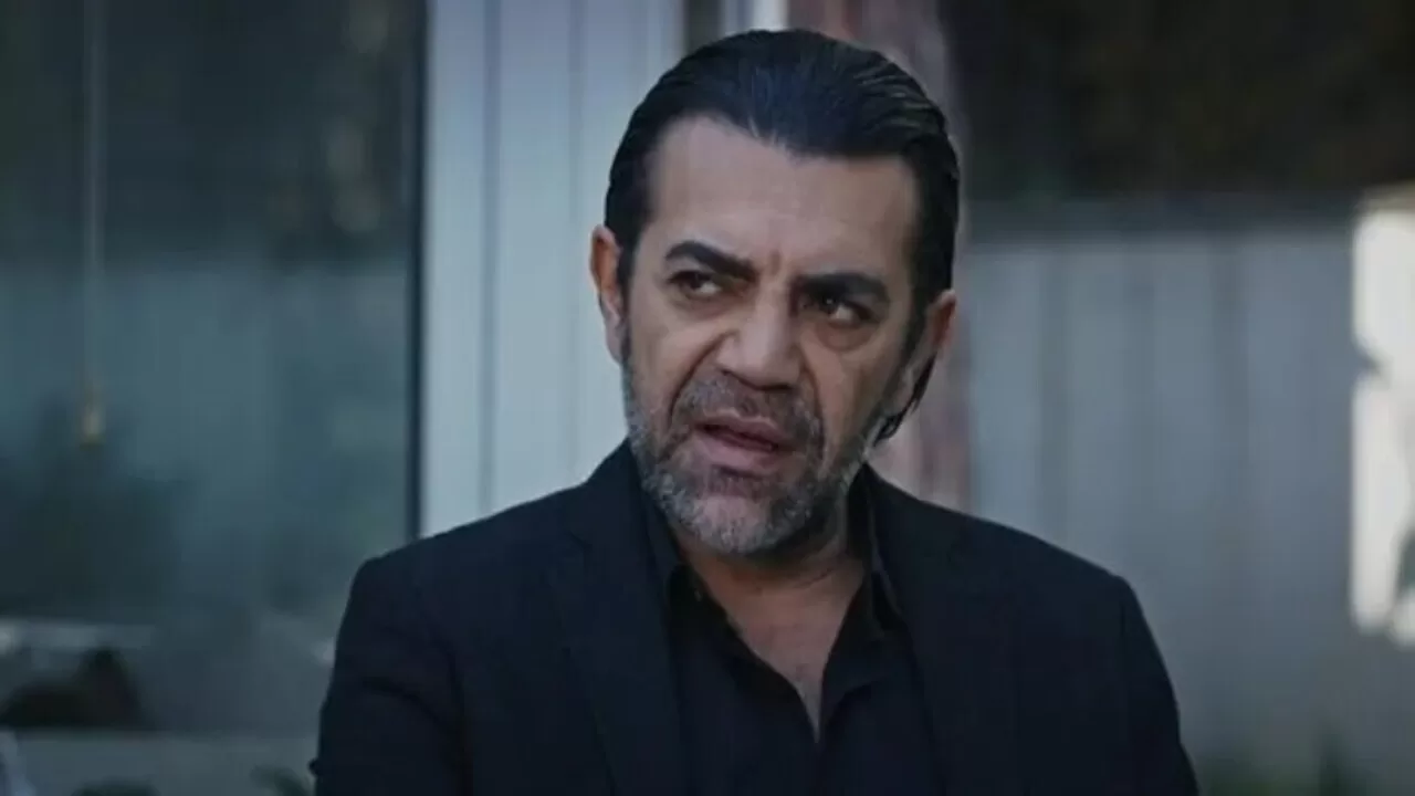 Usta Aktör Savaş Özdemir, "Mehmed: Fetihler Sultanı" Dizisinde 2. Murad Rolüyle Geri Dönüyor