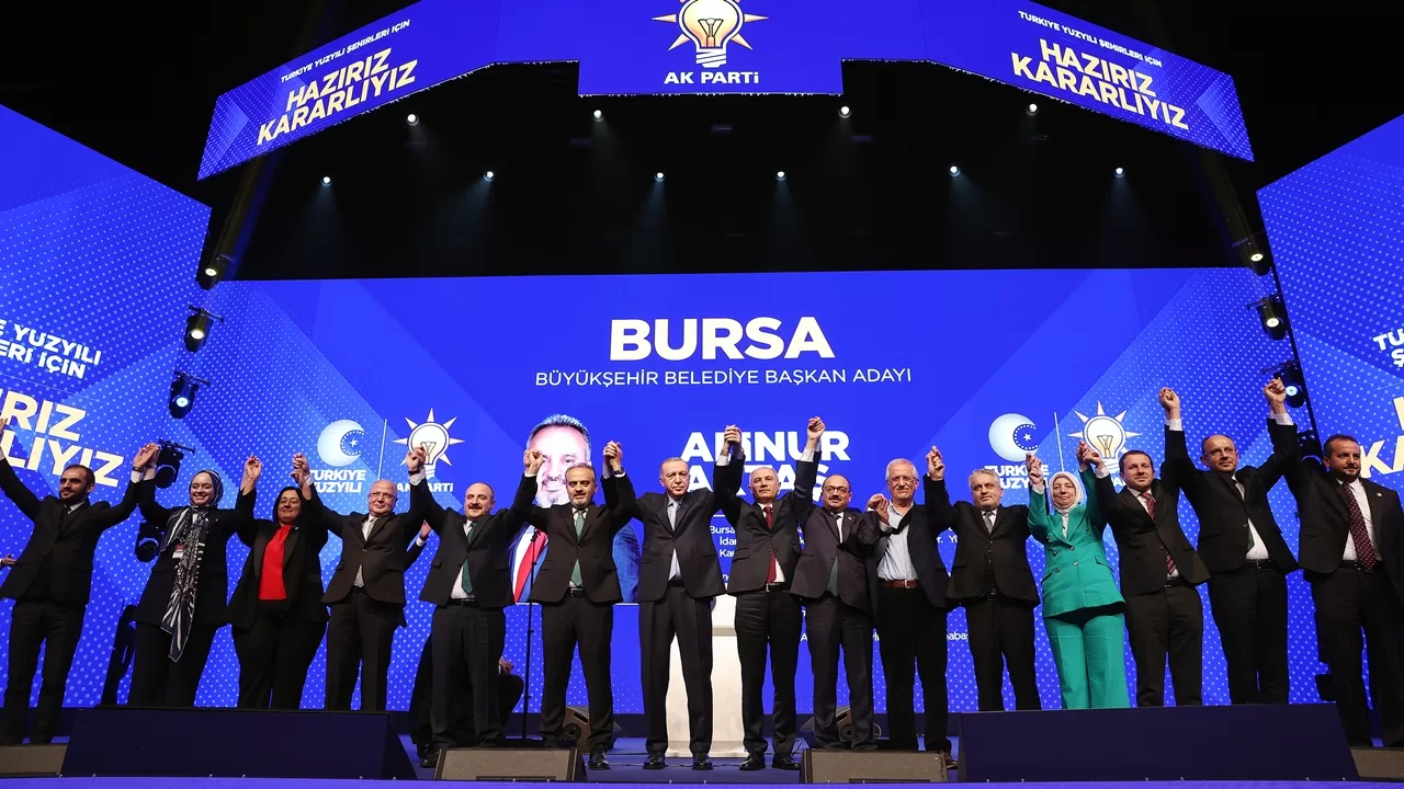 AK Parti Bursa'dan Güçlü Kadrolarla Yola Çıkıyor: İşte İlçe Belediye Başkan Adayları