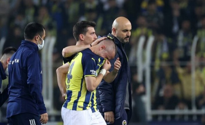 Fenerbahçe'de Pelkas sezonu kapattı