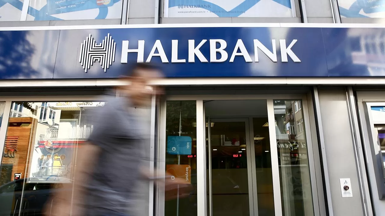 Halkbank'tan Emeklilere Özel: Mutlu Emekli İhtiyaç Kredisi