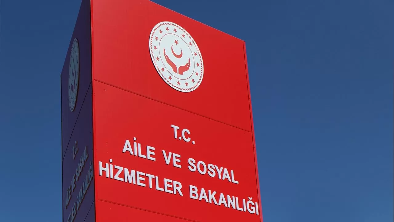 Aile ve Sosyal Hizmetler Bakanlığı 8 Bin Sözleşmeli Personel Alacak