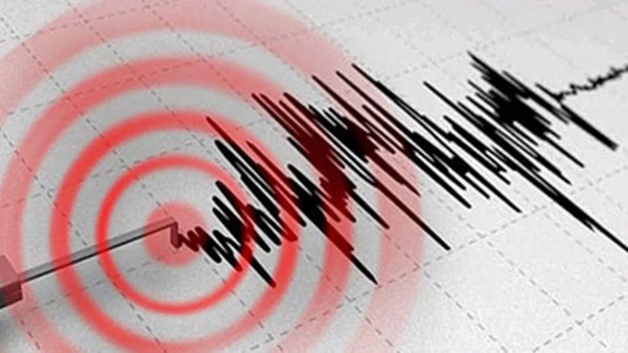 Sincan Uygur Özerk Bölgesi'nde 5,3 Büyüklüğünde Deprem