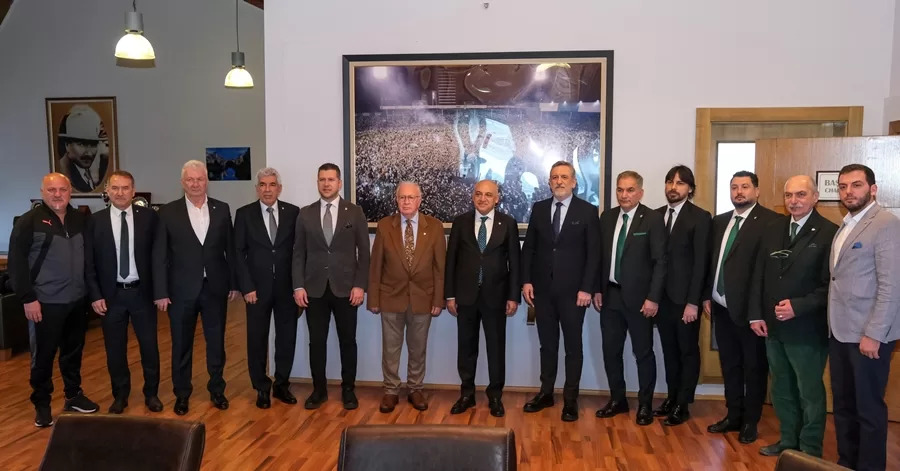 TFF Başkanı Büyükekşi Bursaspor Yönetimiyle Toplantı Yaptı