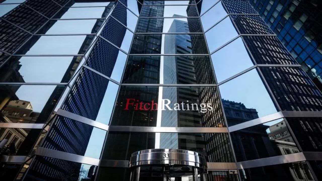 Fitch Ratings Türkiye'nin Kredi Notunu Yükseltti