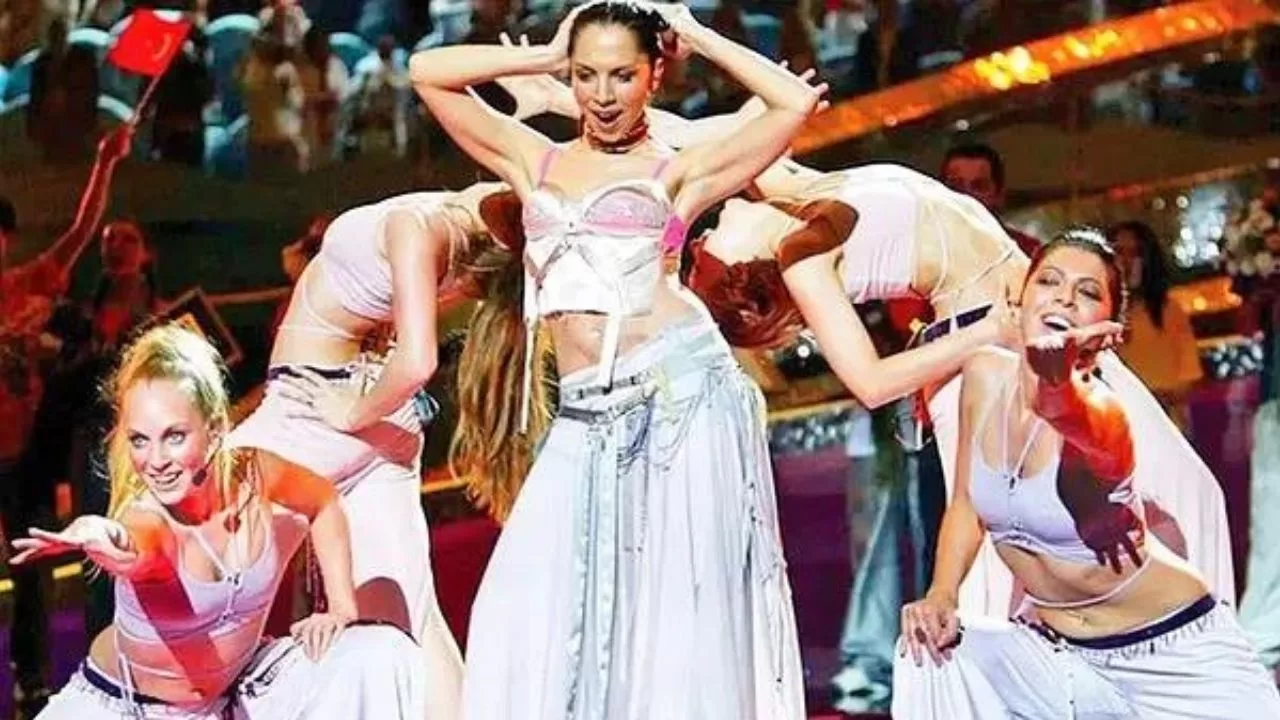Sertab Erener'in Eurovision Müjdesi! Everyway That I Can'den Yeniden