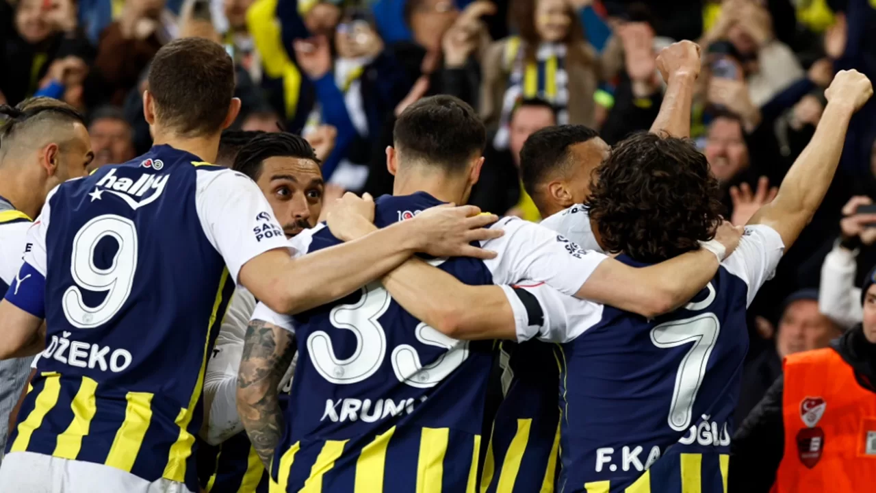 Fenerbahçe UEFA Konferans Ligi Çeyrek Final Rakiplerini Bugün Öğrenecek