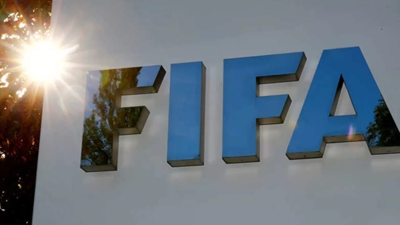 FIFA 5 Süper Lig Kulübüne Transfer Yasağı Getirdi