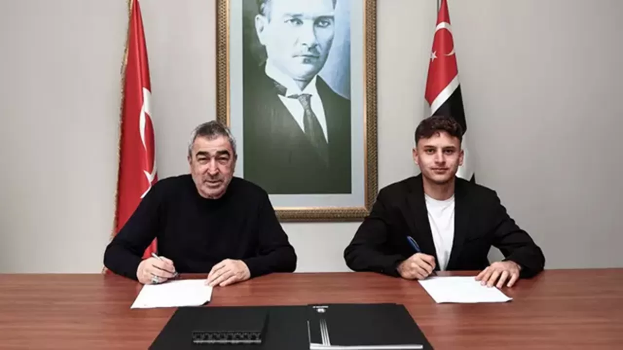 Beşiktaş Fahri Kerem Ay ile Sözleşme İmzaladı