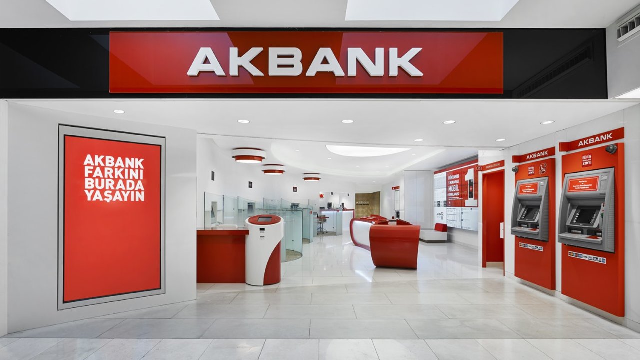 Akbank TC Kimlik Son Rakamları 0-8 Arasında Olanlara 100.000 TL Nakit Başlattı! Başvuru Yapanlar Alacak!