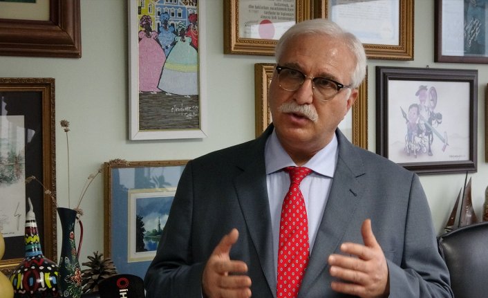 Bilim Kurulu Üyesi Özlü: "Koronavirüs mutasyonla hastalık yapma potansiyelini kaybetti"