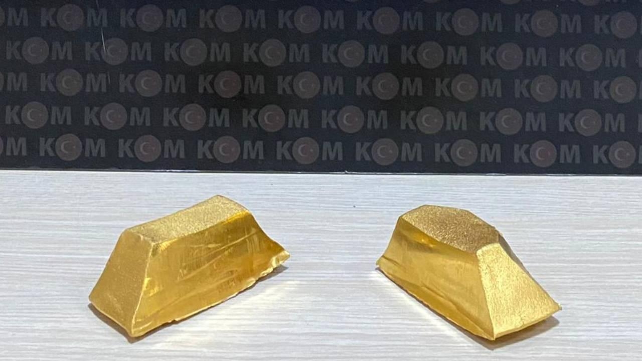 Irak Uyruklu Şüphelinin Üzerinden 1 Kilo 870 Gram Külçe Altın Çıktı!