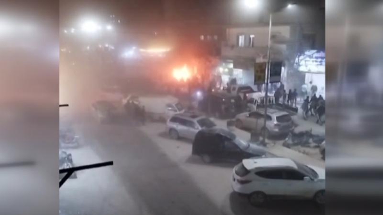 Azez'de Bomba Yüklü Araç Patladı: 7 Kişi Öldü
