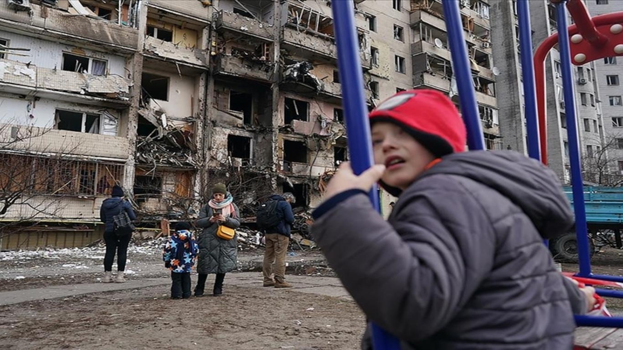 BM Ukrayna'da 10 Bin 500'den Fazla Sivilin Öldüğünü Açıkladı