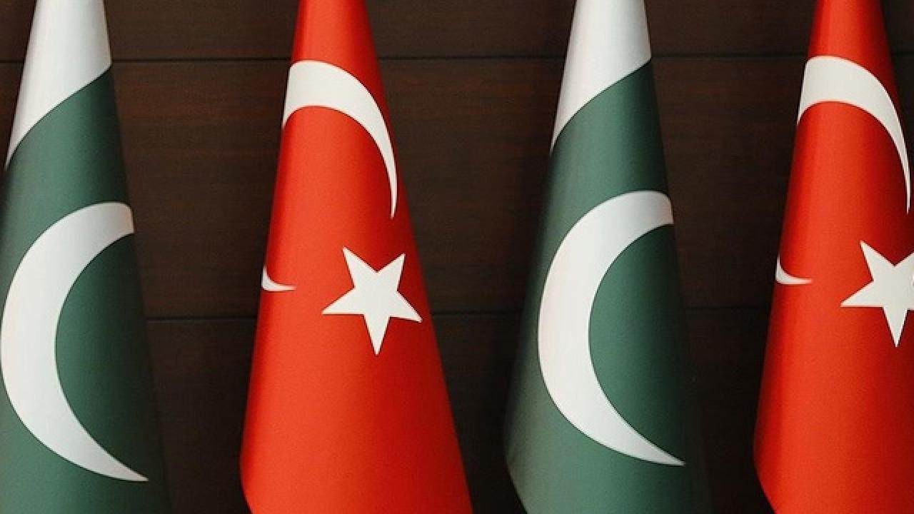 Türkiye ve Pakistan Arasındaki Ticaret Hedefi 5 Milyar Dolar