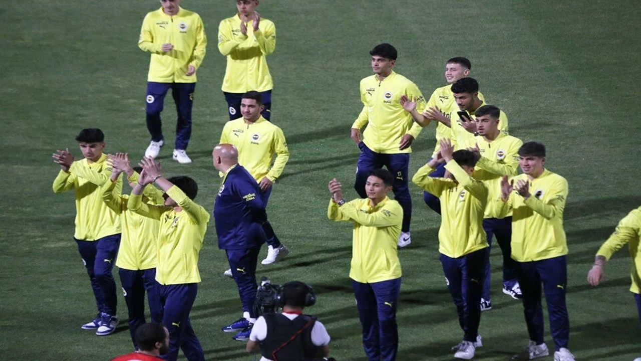 Fenerbahçe, Süper Kupa Maçından Çekildi