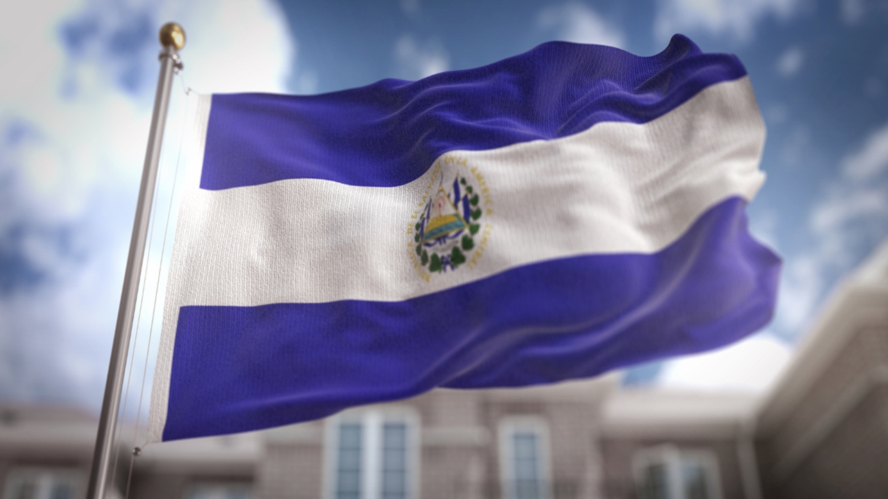 El Salvador, Nitelikli Yabancı Çalışanlara Ücretsiz Pasaport Verecek