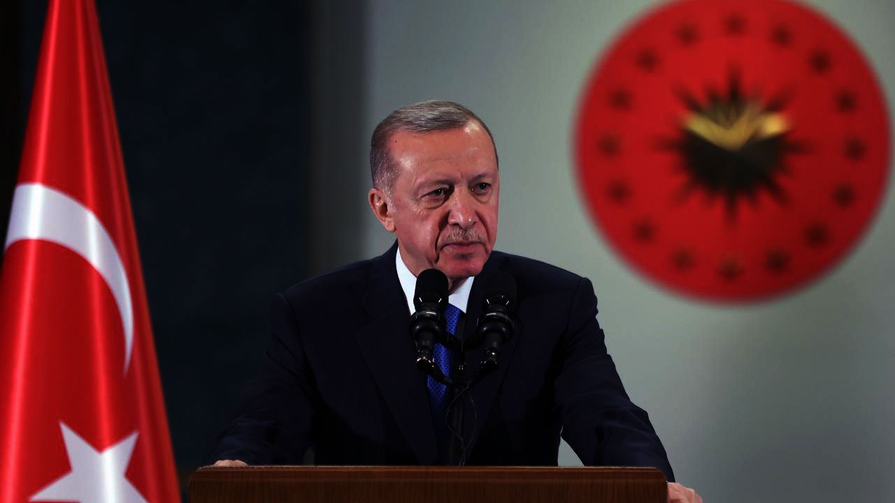 Başkan Erdoğan Ak Parti Grup Toplantısında Duyurdu! 23-26 Nisan Arasında Emekli Maaşlarınıza Ek Ödeme 19.350 TL Olacak