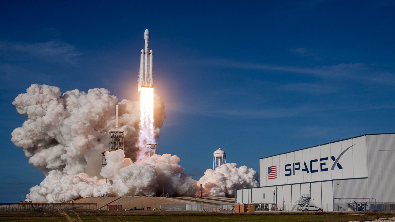 SpaceX, 23 Starlink Uydusunu Uzaya Fırlattı