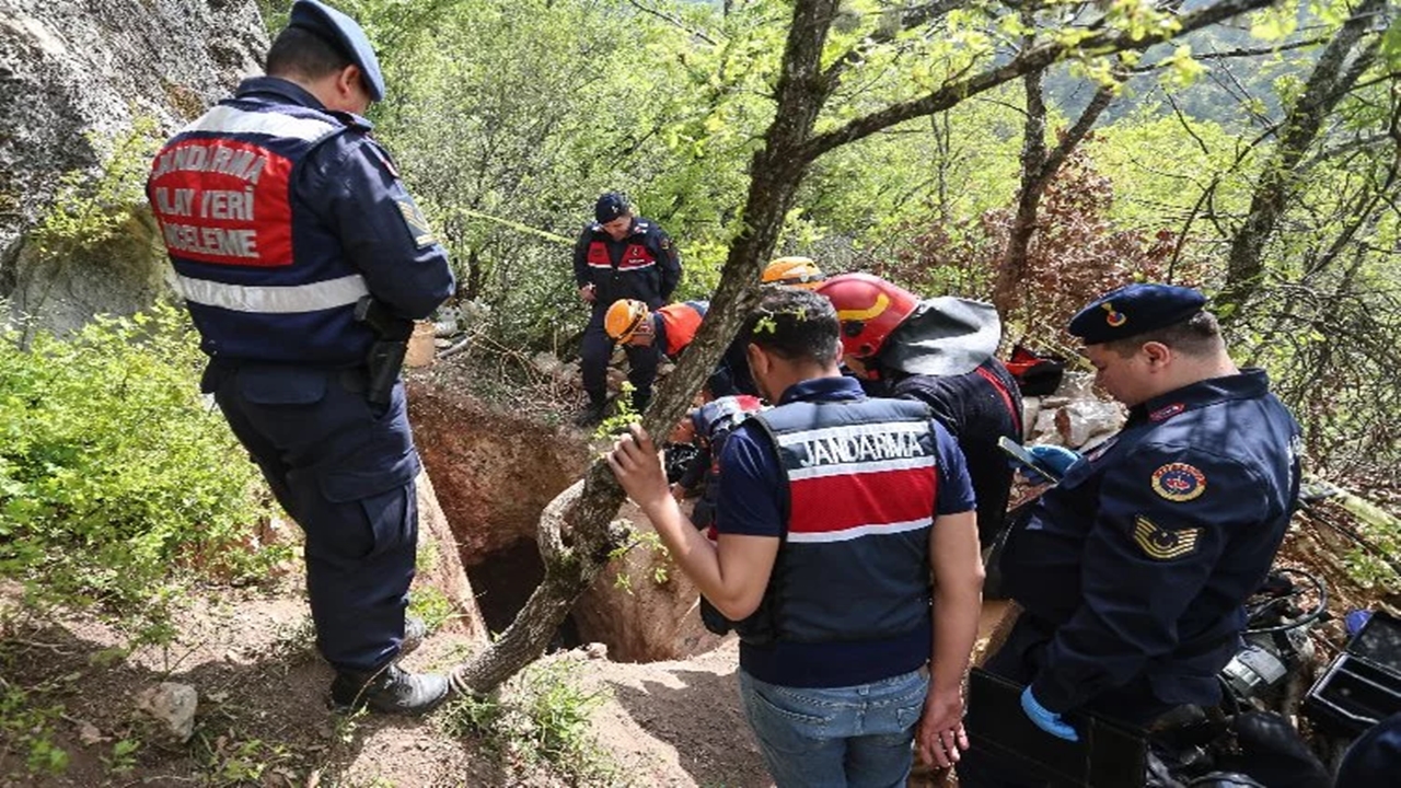 Bursa'da Define Arayan 3 Kişi Mağarada Zehirlendi