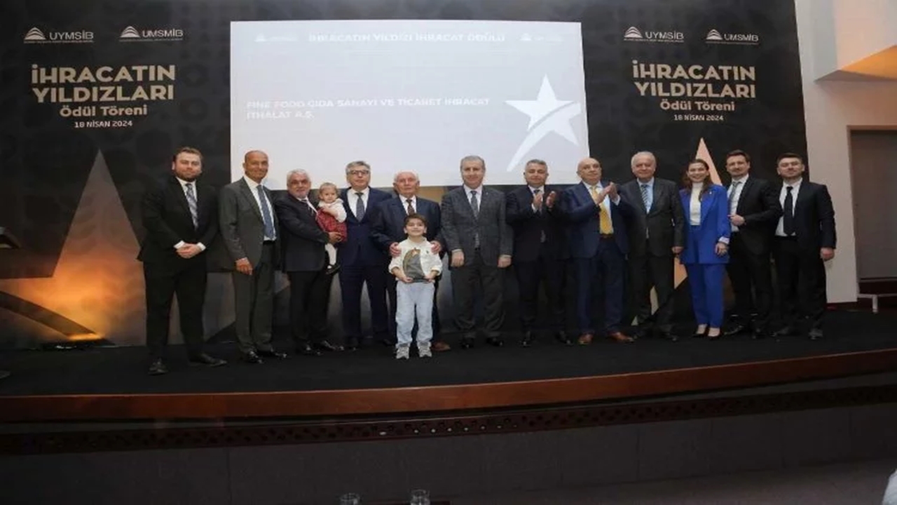 Bursa'da Meyve ve Sebze İhracatında Başarılı Firmalara Ödül Verildi