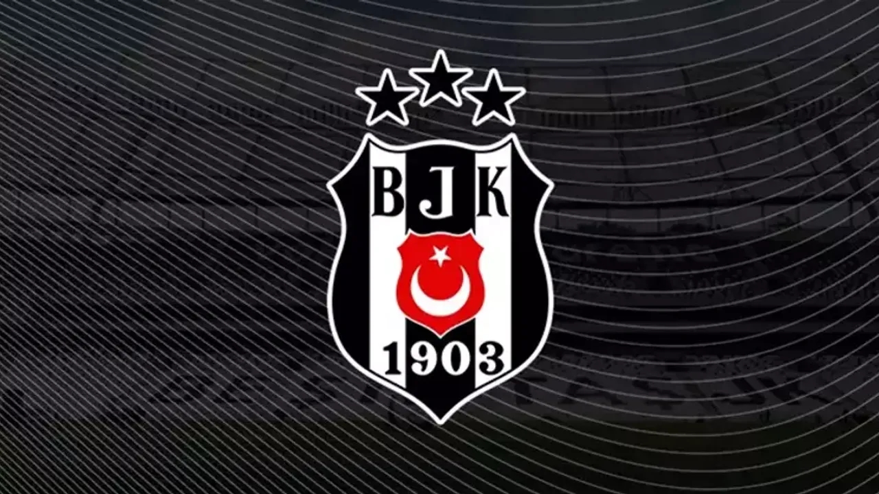 Beşiktaş, Üç Futbolcunun Sözleşmelerini Uzattı