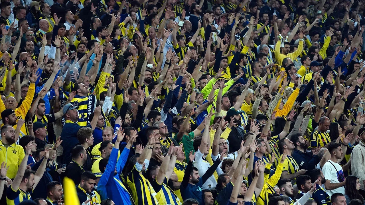 Fenerbahçe Derbiden Galip Ayrıldı