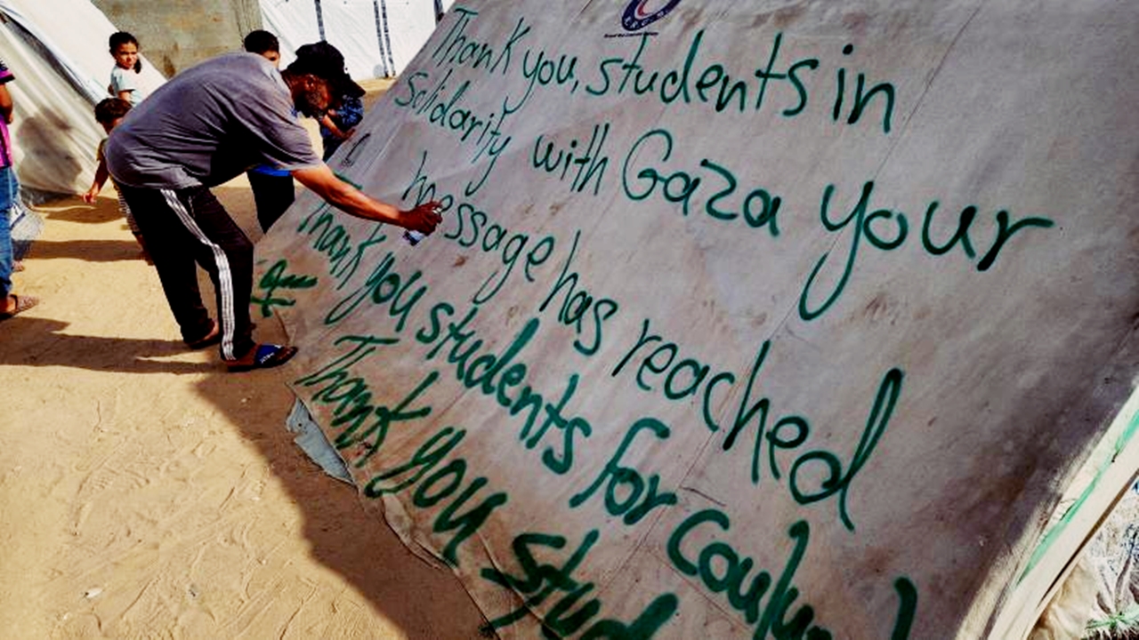 Filistinli Mülteci ABD'deki Üniversite Öğrencilerine Teşekkür Etti