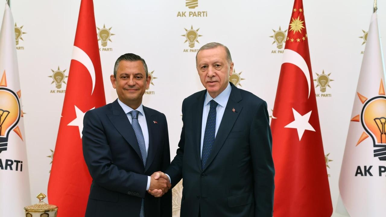 Cumhurbaşkanı Erdoğan CHP'yi 18 Yıl Sonra Ziyaret Edecek