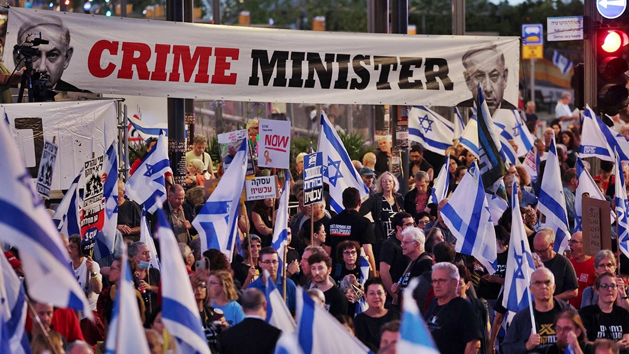 İsrail Halkı Hükümete Karşı Sokaklara İndi: Netanyahu'ya Karşı Protestolar Büyüyor