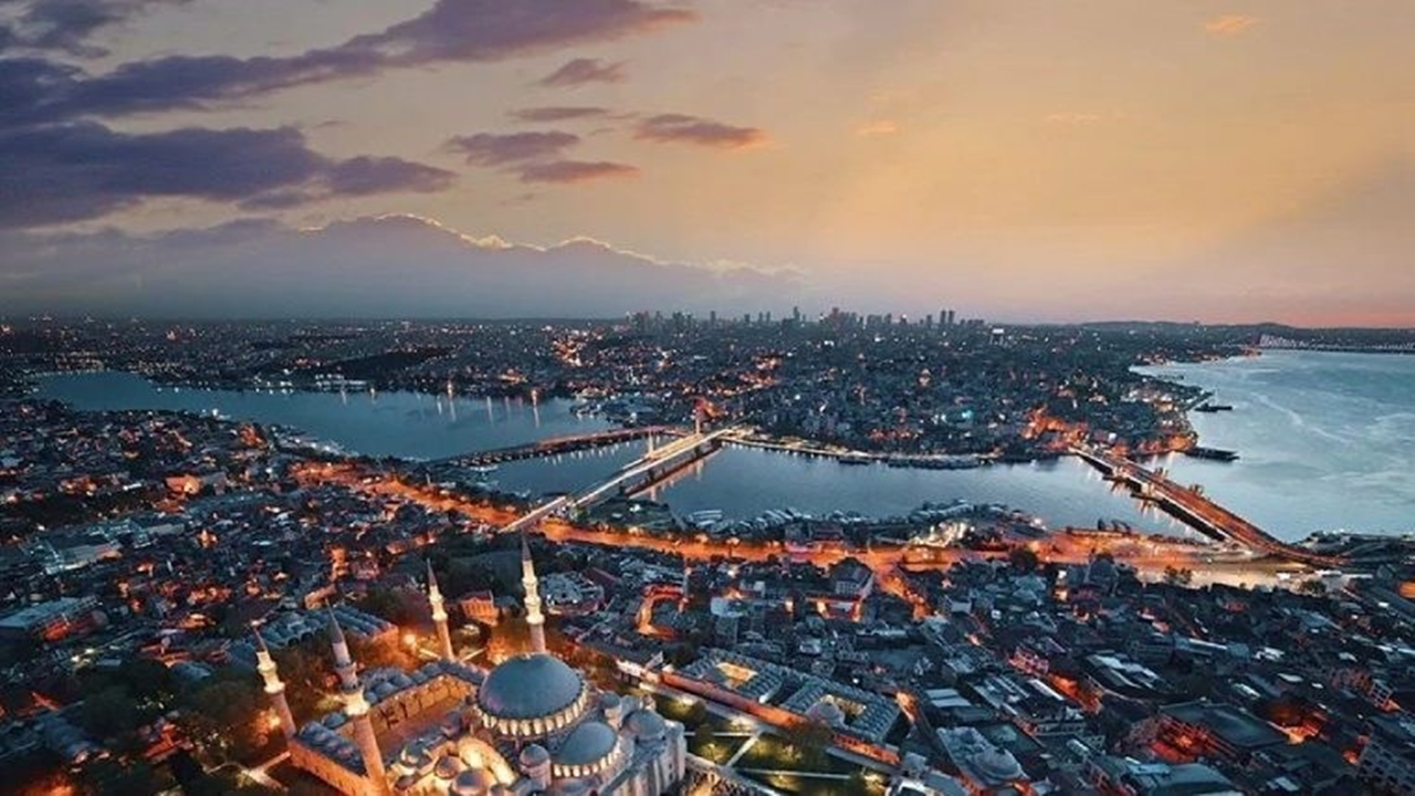 İstanbul Yabancı Ziyaretçi Rekoru Kırdı