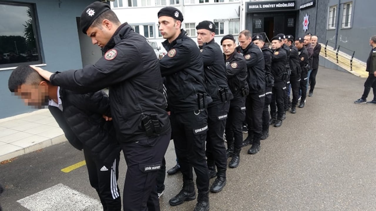 Bursa'da Tefecilik Operasyonu: 33 Şüpheli Yakalandı