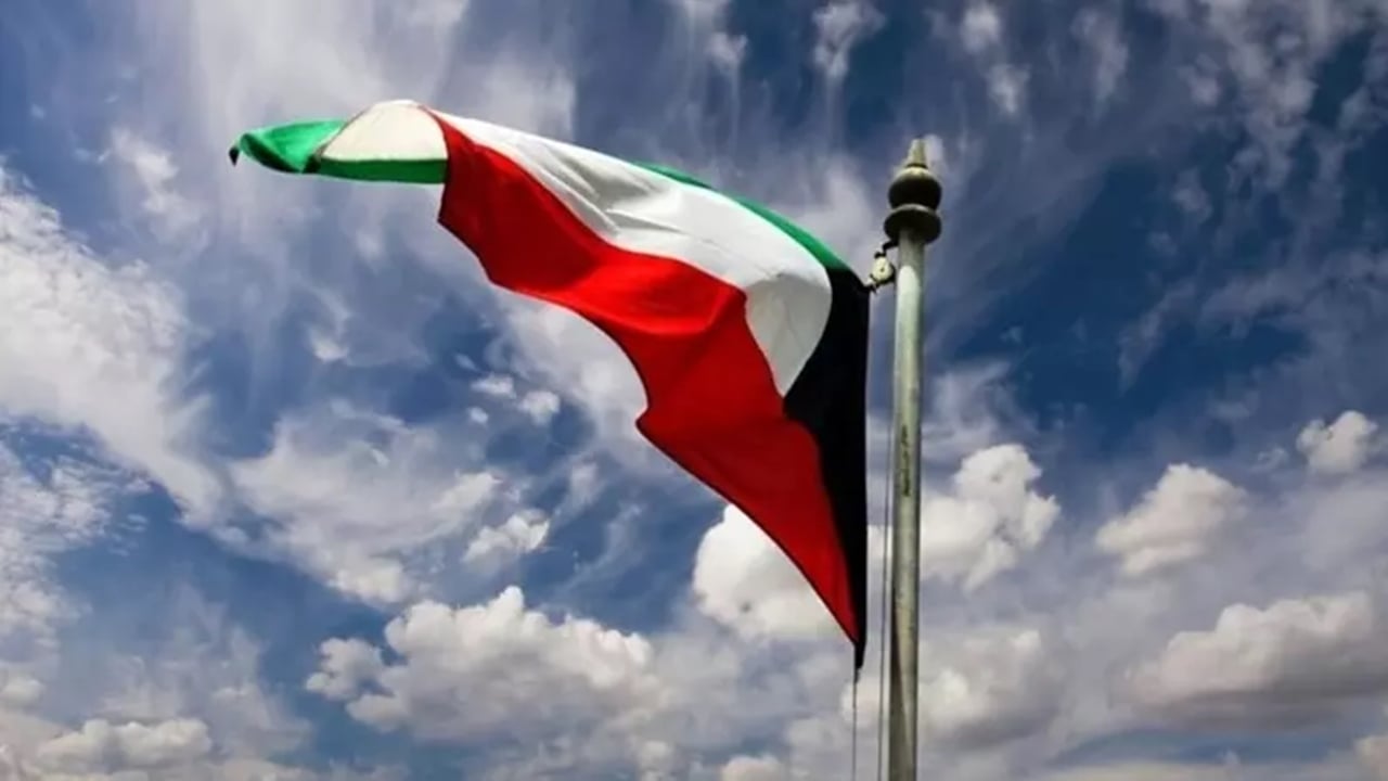 Kuveyt'te Yeni Hükümet Göreve Başladı
